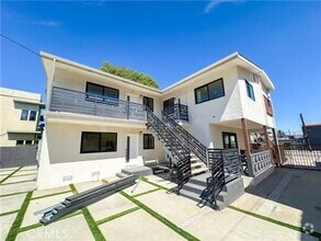 Building Photo - 2931 Redondo Blvd