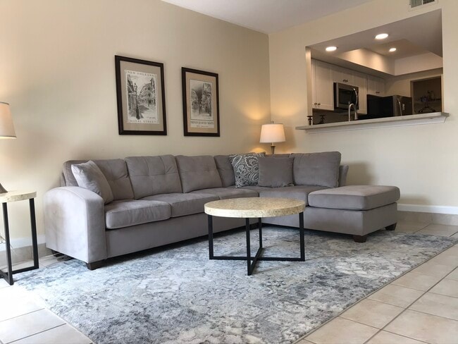 Living room - 500 Aries Dr