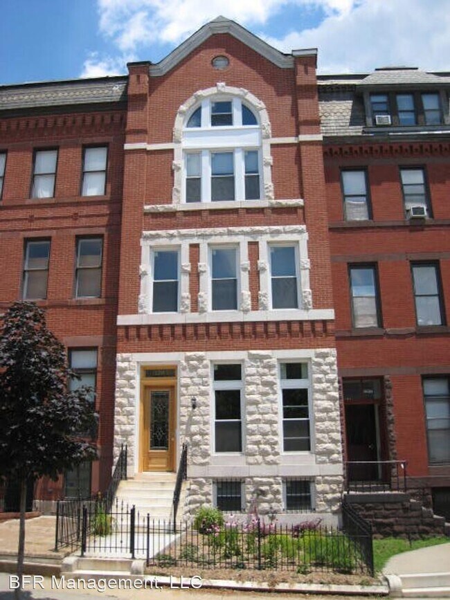 Building Photo - 2209 Eutaw Pl