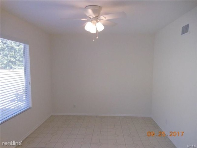Foto del edificio - 27859 Hawthorne Blvd
