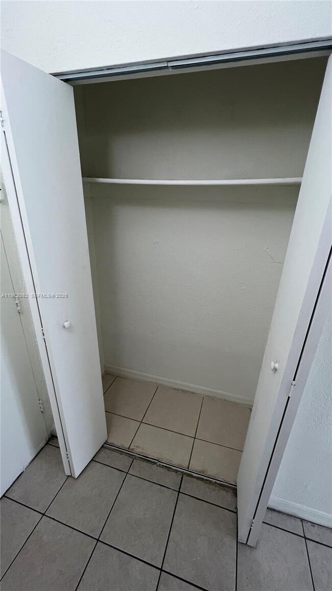 Building Photo - 801 NW 47th Ave