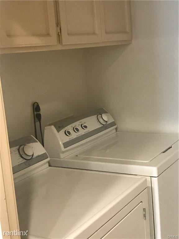 Building Photo - 2 br, 2 bath Condo - 12 Menlo Aisle # 160