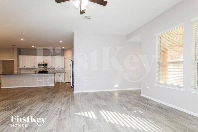 Foto del edificio - 18203 Humber River Ln