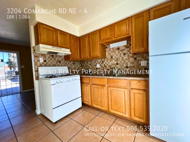 Foto del edificio - 3204 Comanche Rd NE