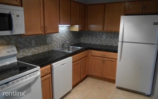 Foto del edificio - 30515 W 14 Mile Rd