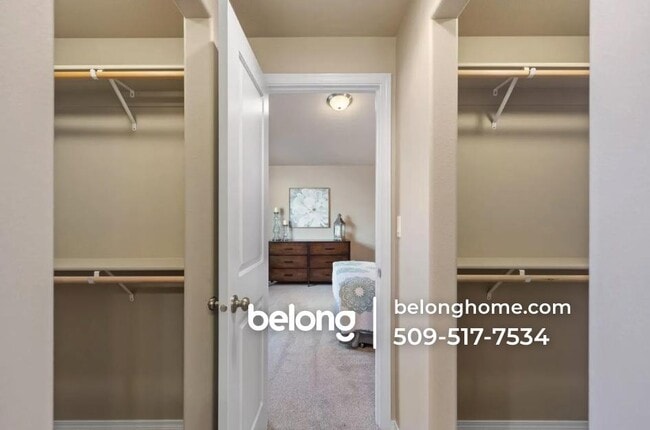 Building Photo - 8911 N Hazelnut St