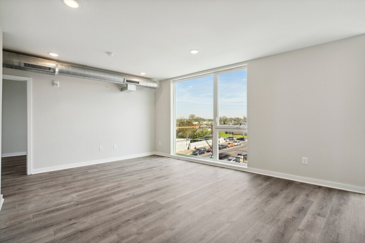 Foto principal - 629 S 49th St