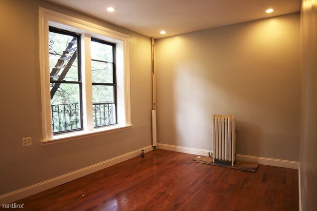 Building Photo - 1710 Caton Ave