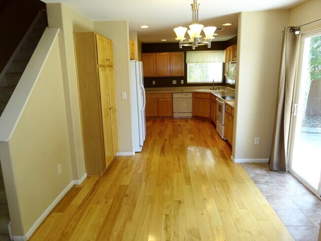 Foto del edificio - Beautiful 4 Bedroom Home In Parker - Piner...