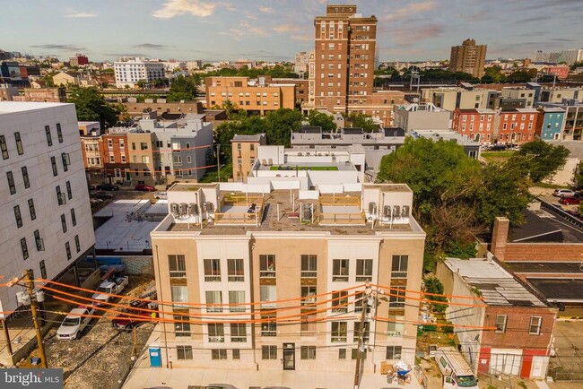 Building Photo - 1222 N Marshall St
