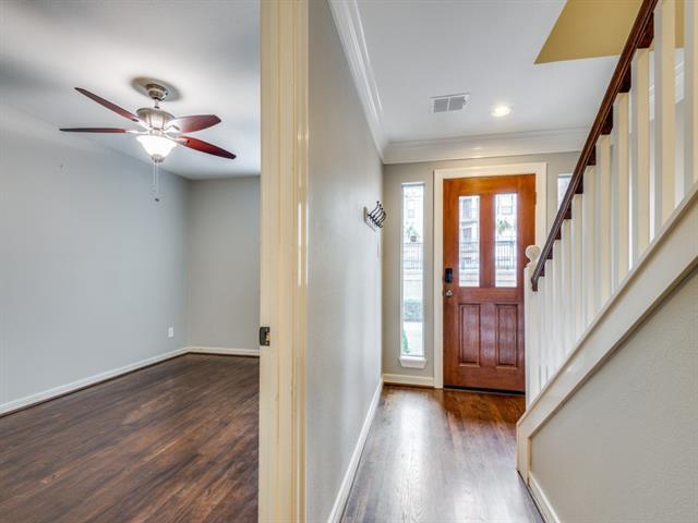 Foto del edificio - 2476 Worthington St
