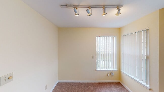 Interior Photo - Arbors at Lee Vista