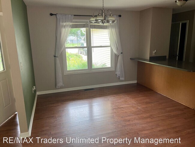 Foto del edificio - 5 br, 3 bath House - 4420 W Prairie Lane
