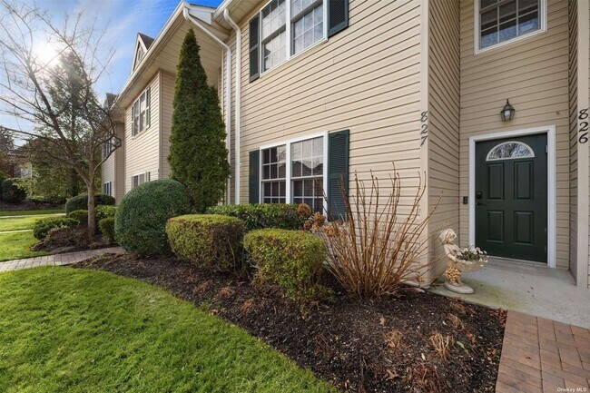 Building Photo - 827 Portofino Pl