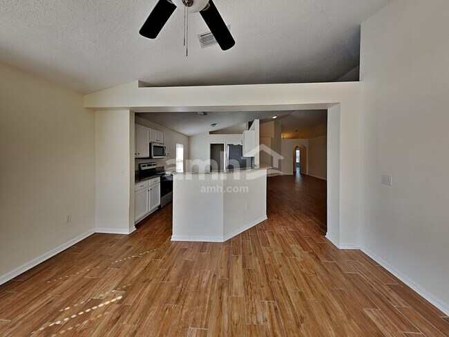 Building Photo - 12904 Brookcrest Pl