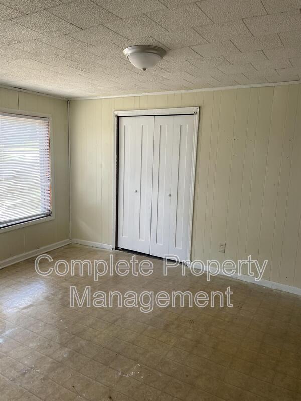 Foto del edificio - 4240 39th Ave N