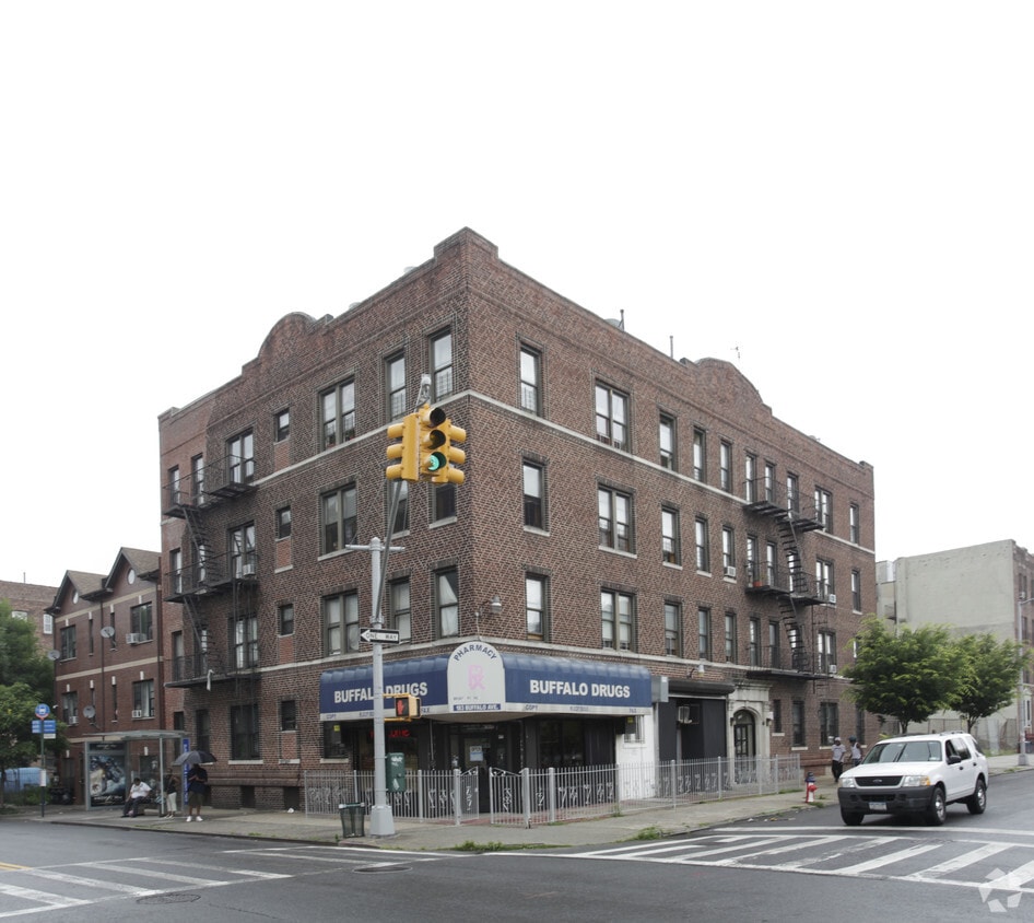 Primary Photo - 183 Buffalo Ave