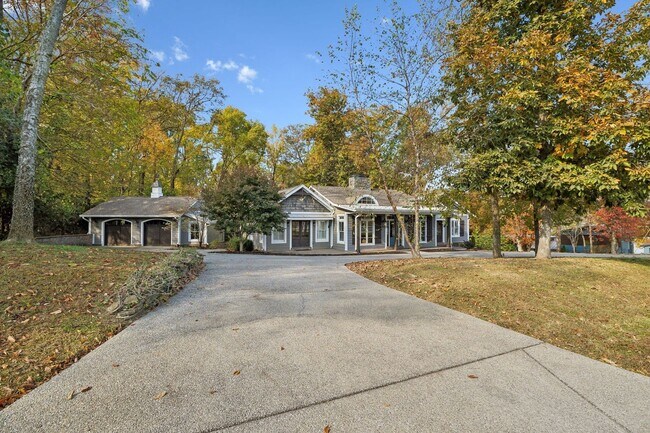 Building Photo - FULLY FURNISHED, SINGLE-FAMILY HOME IN NOR...