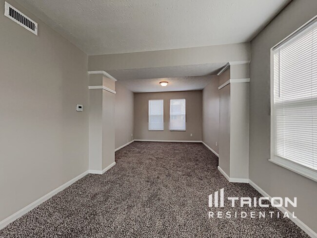 Foto del edificio - 10744 Tanbark Drive Indianapolis IN