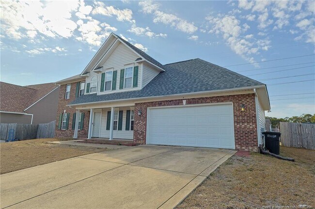 Foto del edificio - 5725 Azure Dr