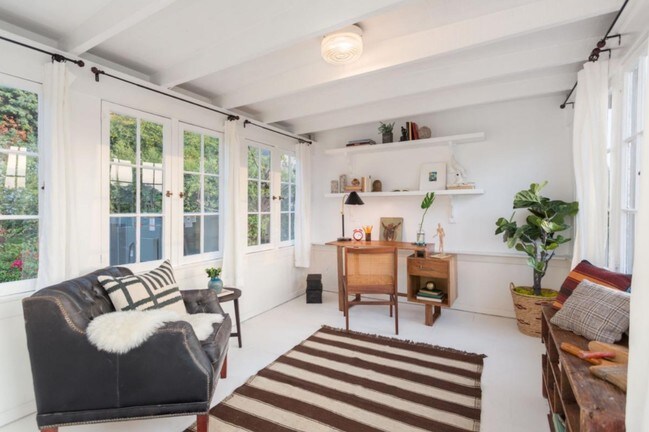 Foto del edificio - 2430 Hidalgo Ave