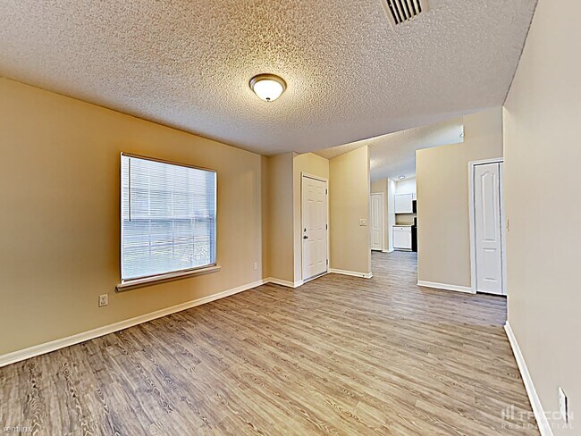 Building Photo - 1582 Marble Lake Dr