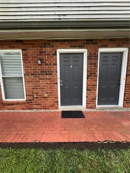Building Photo - 316 Plantation Dr
