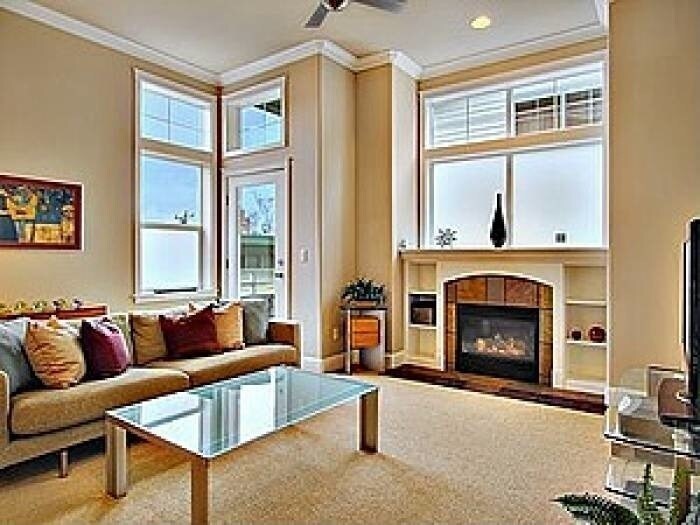 Foto del edificio - 2 Bedroom 2 1/2 Bath Cap Hill Townhouse