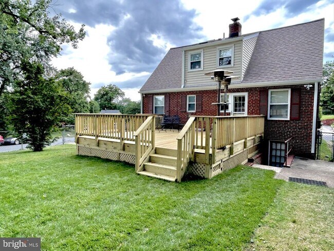 Foto del edificio - 5021 24th St N