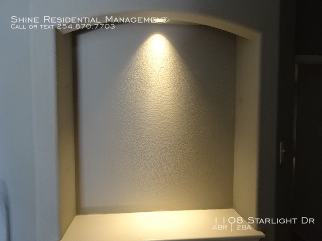 Building Photo - 1108 Starlight Dr