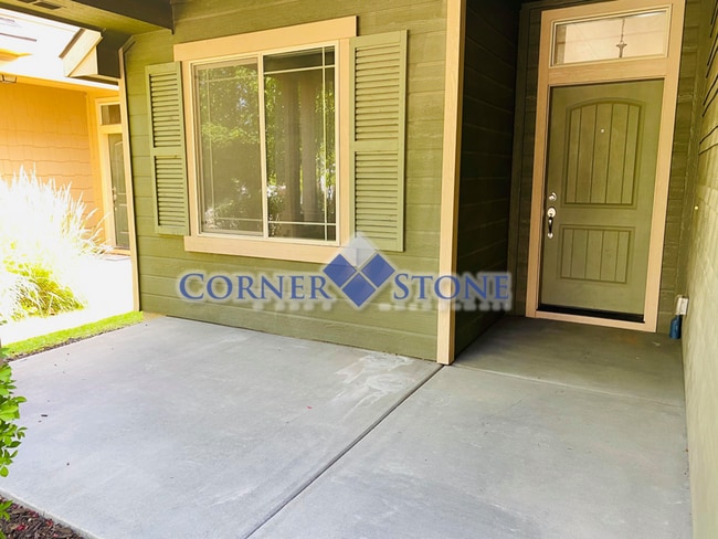 Building Photo - 1764 Ridge Way