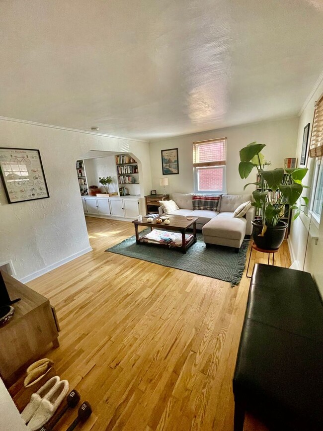 Foto del edificio - 2 Bed 1 Bath- Pittsburgh PA