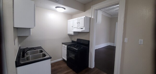 Foto del edificio - 757 Caledonia Place Apartments LLC