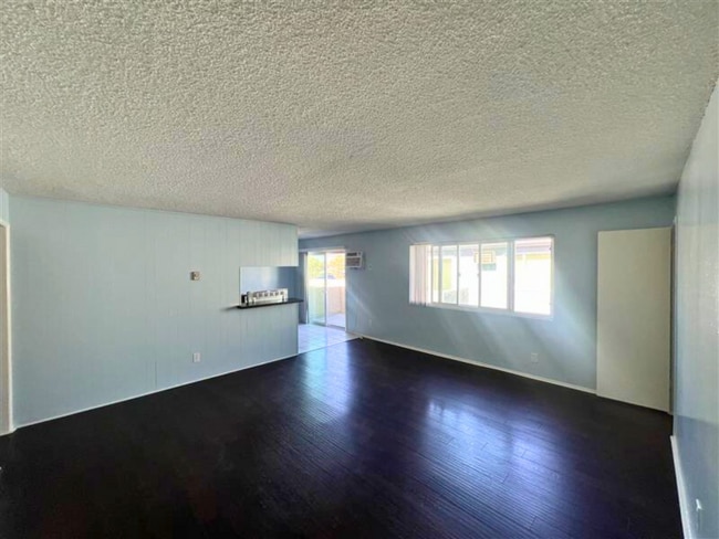 Building Photo - 4371 Green Ave