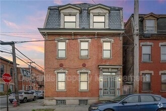 Building Photo - 1214 Bingham St