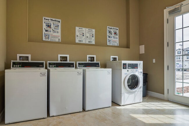 Foto del edificio - The Pointe at Merritt Street