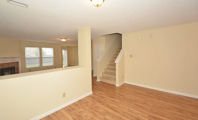 Foto del edificio - 15282 Beam St