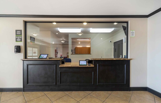 Lobby and Guest Check-in - Furnished Studio - McAlester