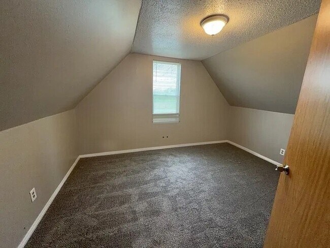 Foto del edificio - 1233 Williams St