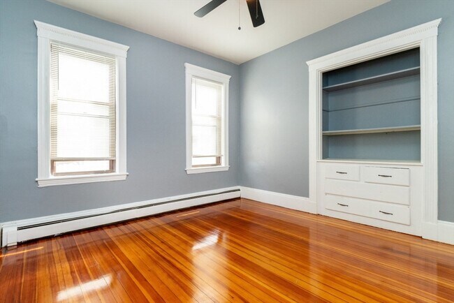 Foto del edificio - 46 Houghton St