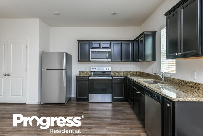 Building Photo - 6110 Harrah Ln