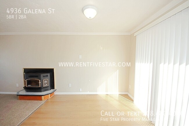 Foto del edificio - Beautiful Pet Negotiable Home Available in...