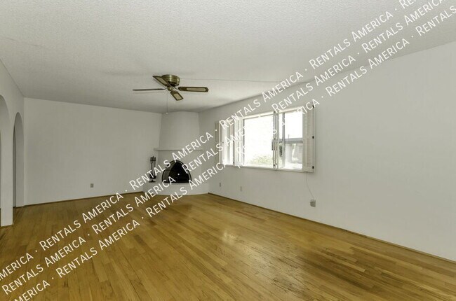 Foto del edificio - 6974 E Rivercrest Rd
