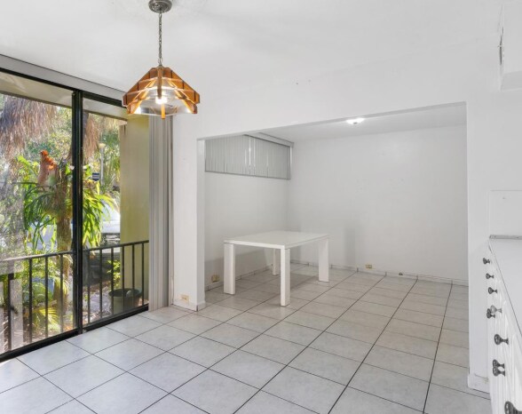 Foto del edificio - 6436 Miami Lakes Dr