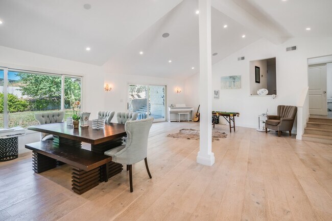 Foto del edificio - 23760 Oakfield Rd