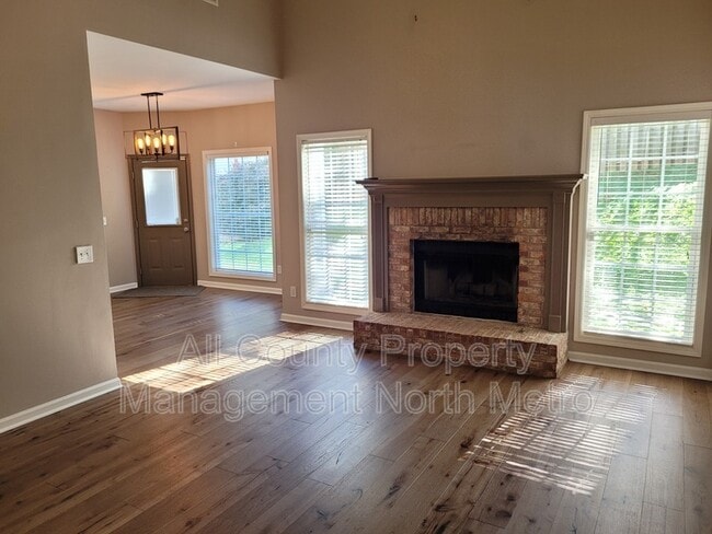 Foto del edificio - 506 Towne Ridge Way