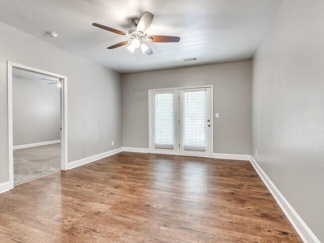 Foto del edificio - White Oak Apartments