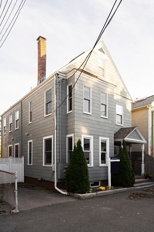 Foto principal - 6-8 Lamont Ave