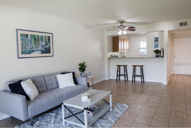 Building Photo - 2625 FL-590