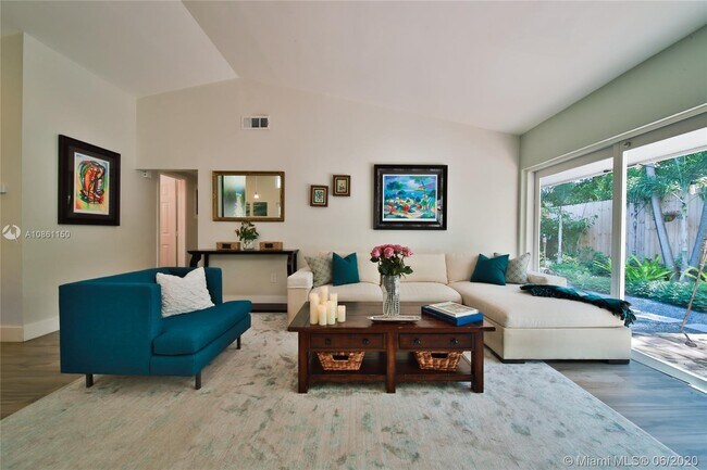 Foto del edificio - 3076 Gifford Ln